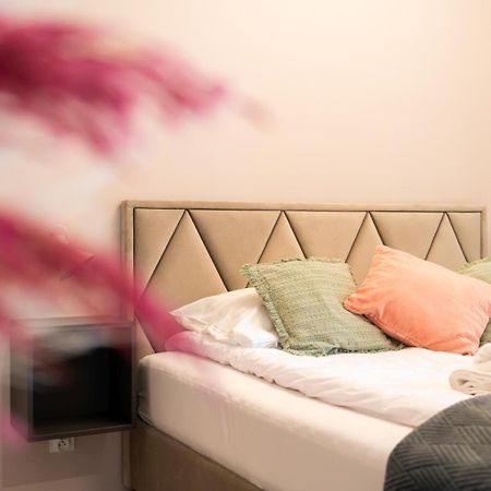 Apartament Smile - Z Prywatnym Monitorowanym Parkingiem By Spaceapart Jelenia Gora Exterior photo