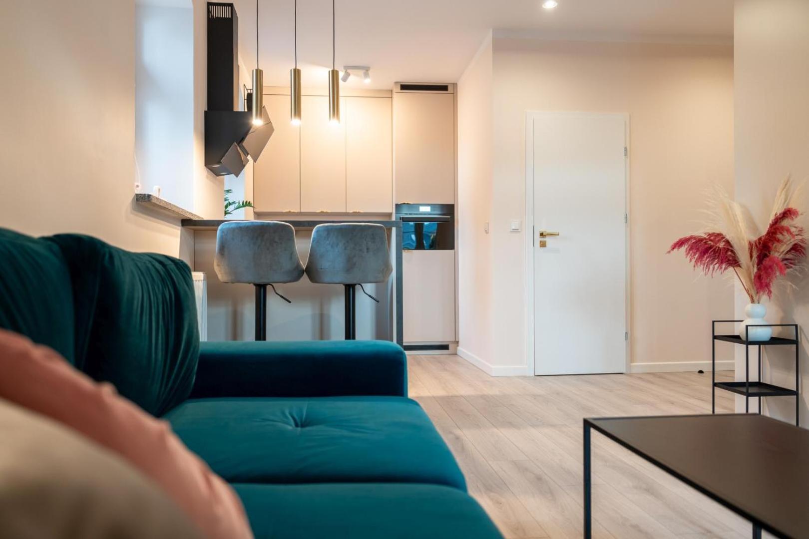 Apartament Smile - Z Prywatnym Monitorowanym Parkingiem By Spaceapart Jelenia Gora Exterior photo
